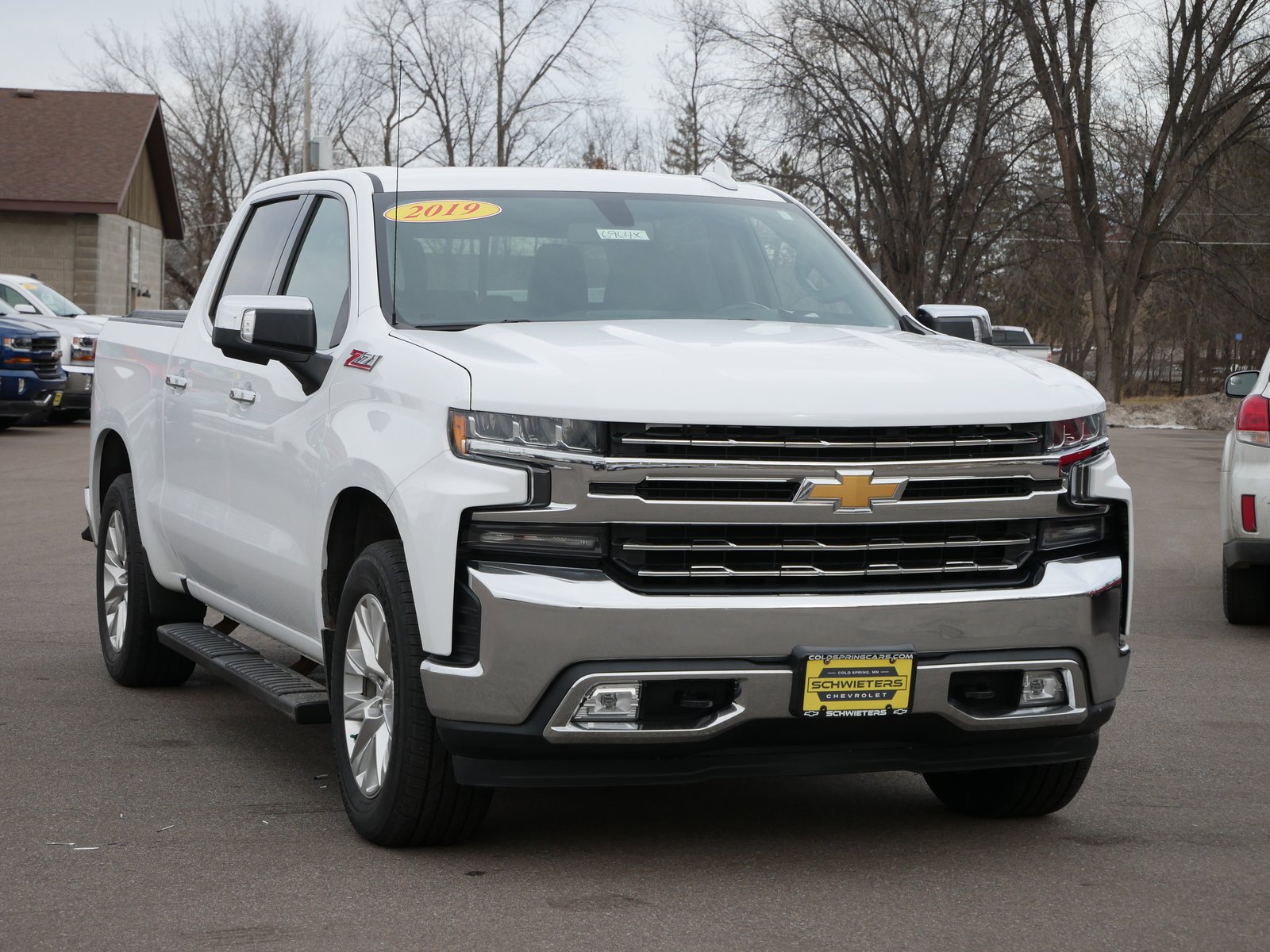 Used 2019 Chevrolet Silverado 1500 LTZ with VIN 1GCUYGEDXKZ141834 for sale in Cold Spring, Minnesota