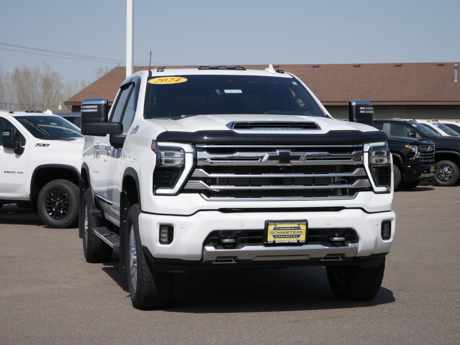 Used 2024 Chevrolet Silverado 3500HD High Country with VIN 1GC4YVEY0RF144924 for sale in Cold Spring, Minnesota