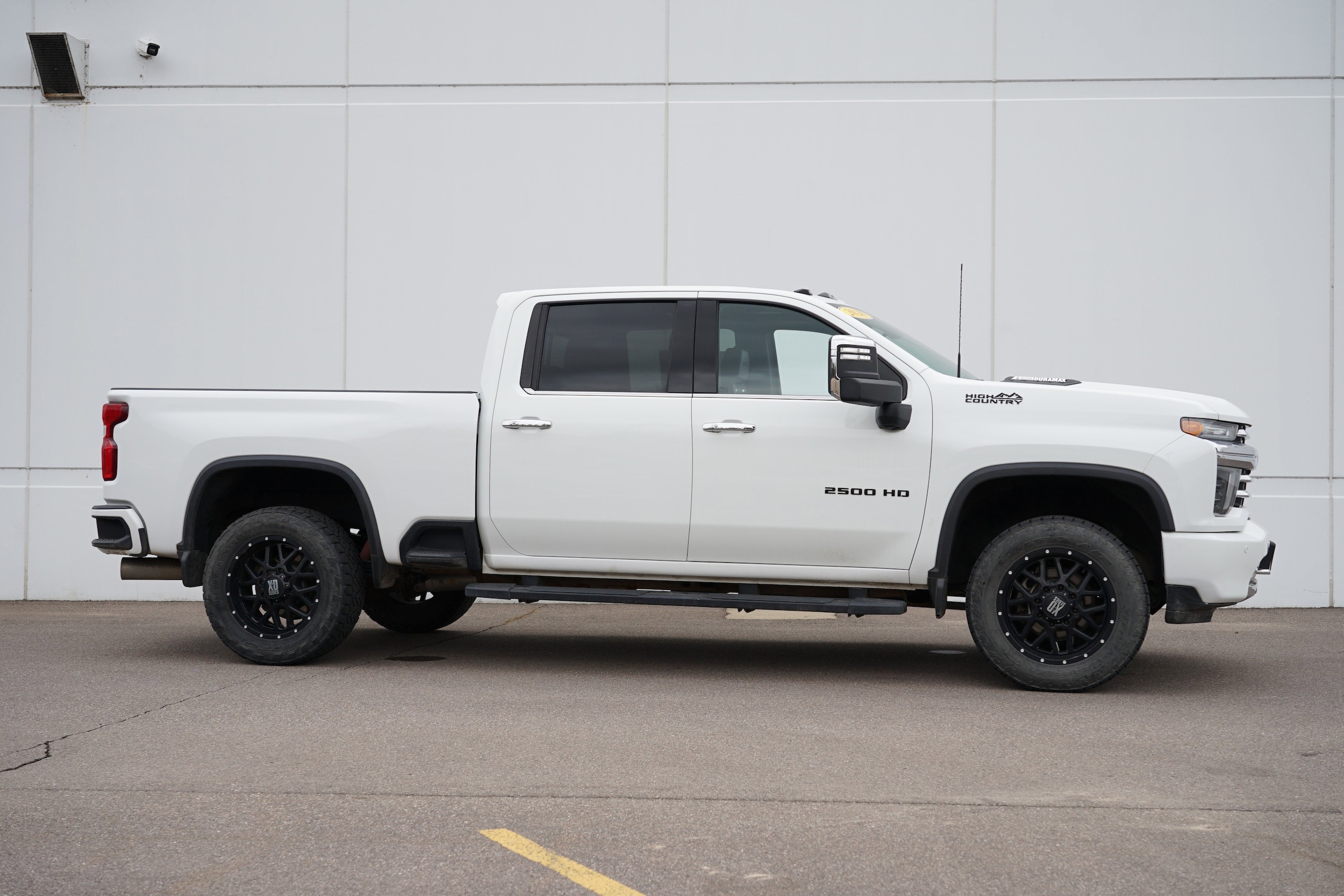 Used 2020 Chevrolet Silverado 2500HD High Country with VIN 1GC4YREYXLF307917 for sale in Cold Spring, MN