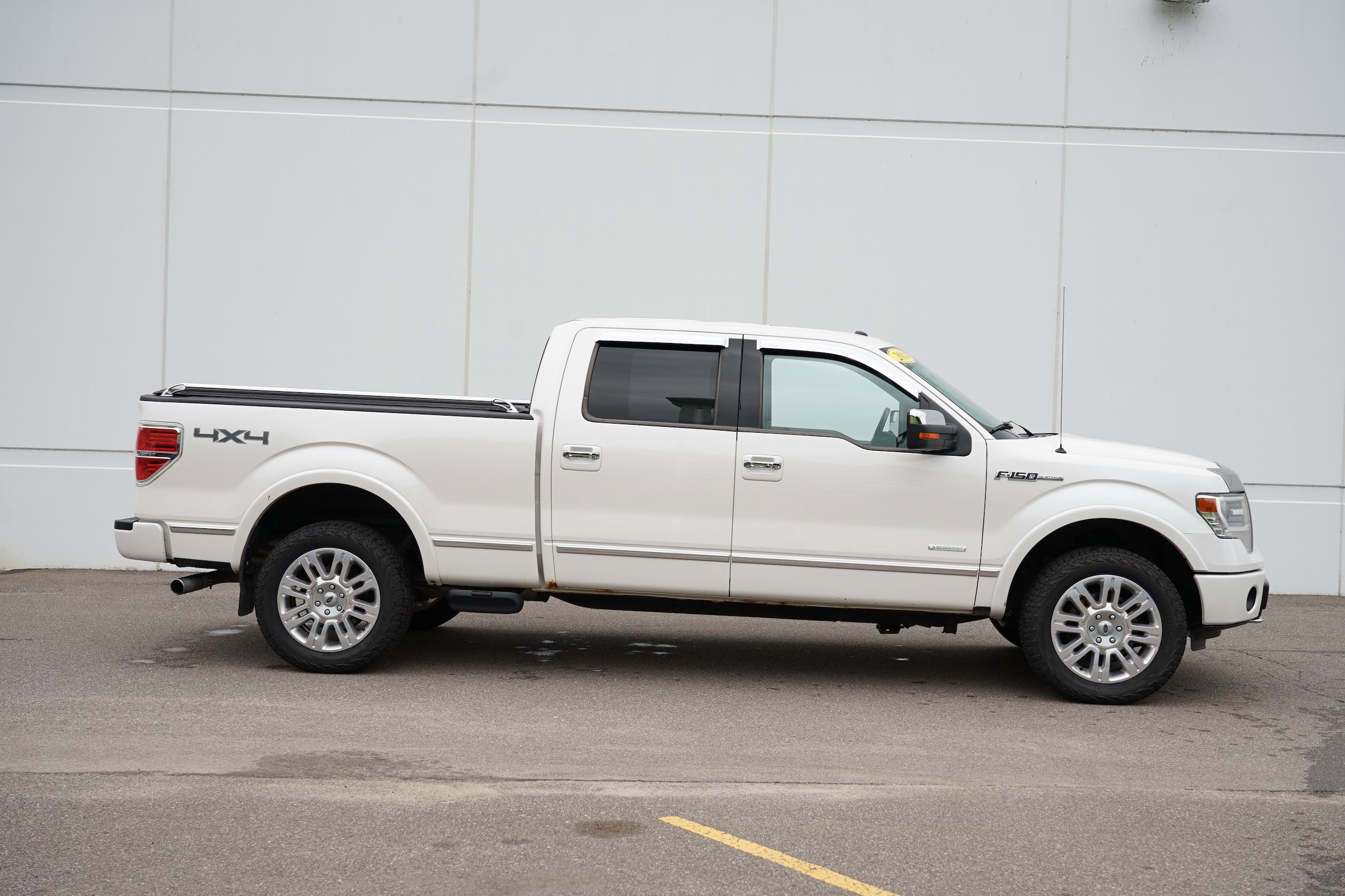 Used 2014 Ford F-150 XL with VIN 1FTFW1ET0EFC33947 for sale in Cold Spring, Minnesota