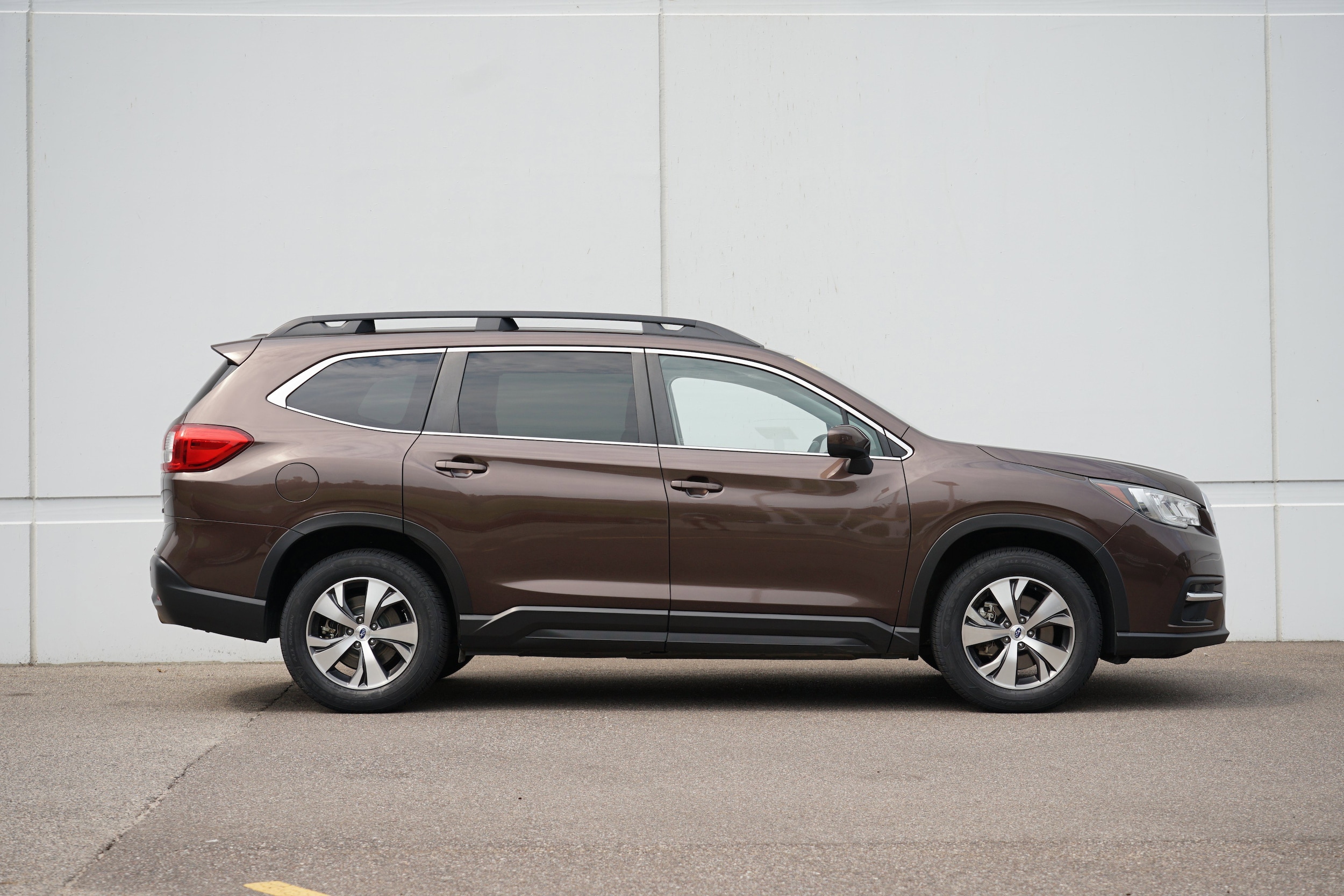 Used 2019 Subaru Ascent Premium with VIN 4S4WMAFD2K3446145 for sale in Cold Spring, Minnesota