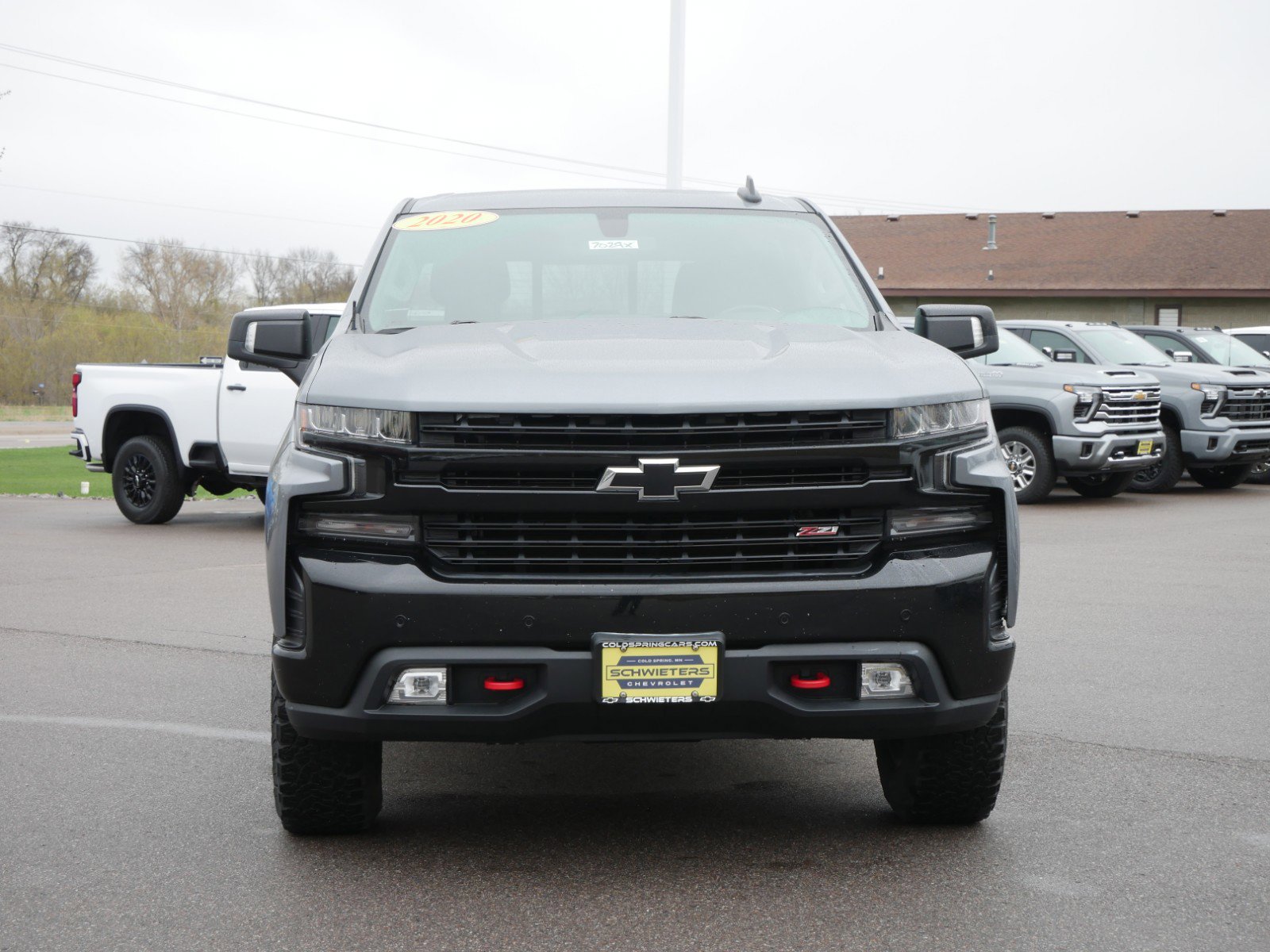 Used 2020 Chevrolet Silverado 1500 LT Trail Boss with VIN 3GCPYFEDXLG338009 for sale in Cold Spring, Minnesota