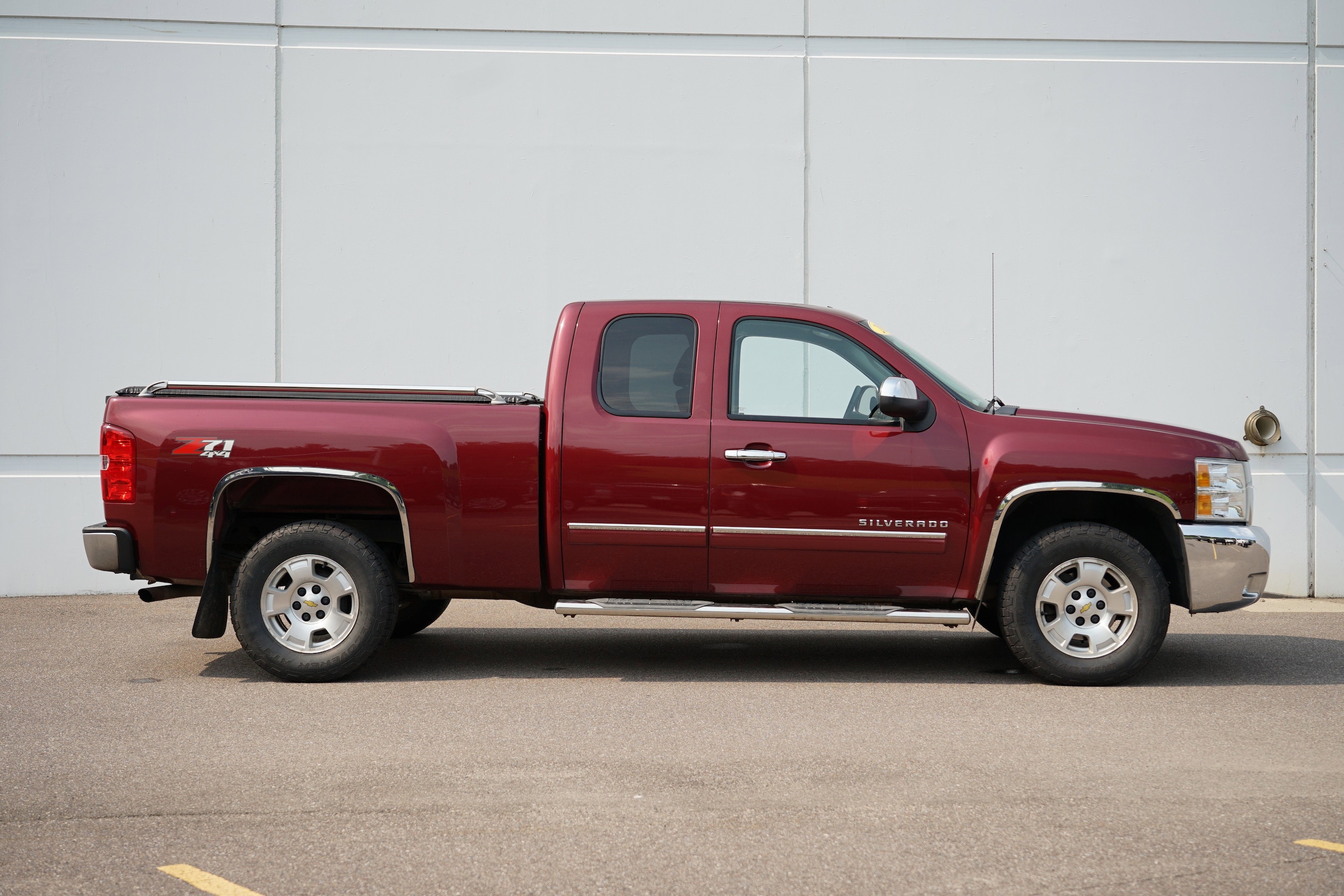 Used 2013 Chevrolet Silverado 1500 LT with VIN 1GCRKSE75DZ203728 for sale in Cold Spring, Minnesota