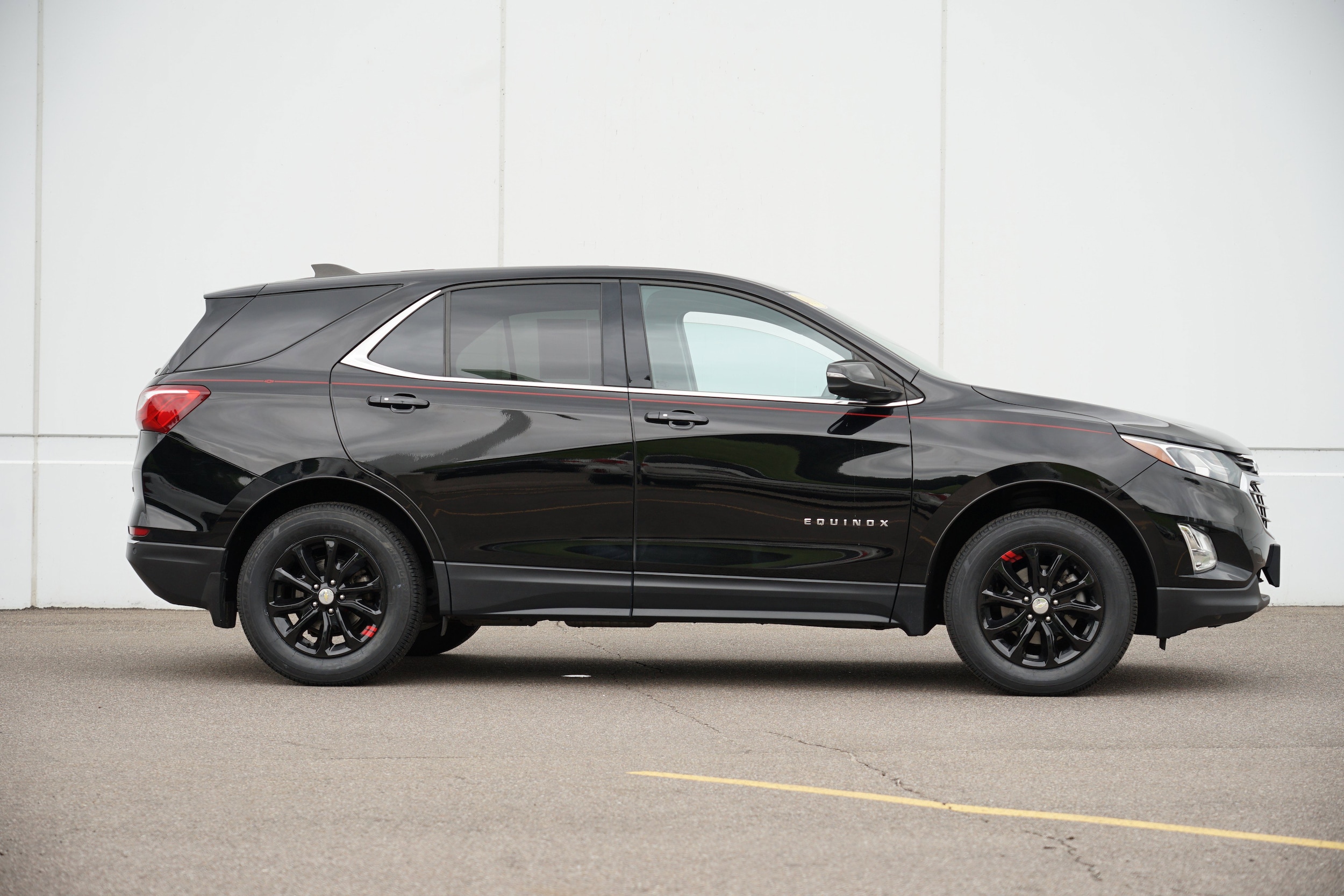 Used 2019 Chevrolet Equinox LT with VIN 3GNAXUEV1KL101170 for sale in Cold Spring, Minnesota
