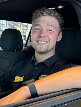 Staff member Will from ID_d6d321