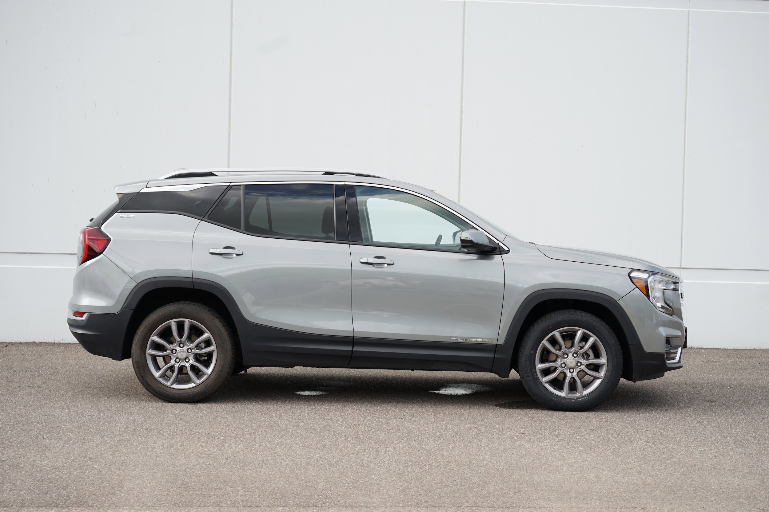 Used 2024 GMC Terrain SLT with VIN 3GKALVEG8RL312151 for sale in Cold Spring, Minnesota