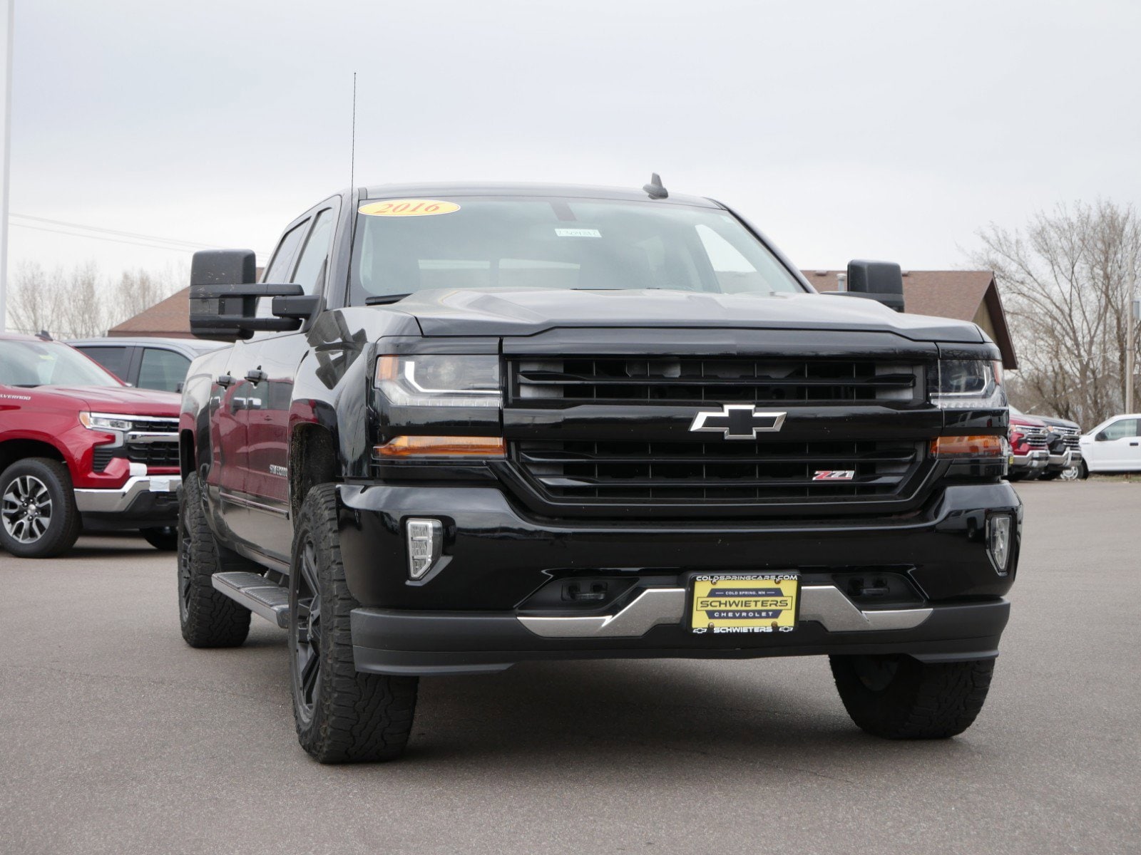 Used 2016 Chevrolet Silverado 1500 LT with VIN 3GCUKREC6GG249766 for sale in Cold Spring, Minnesota