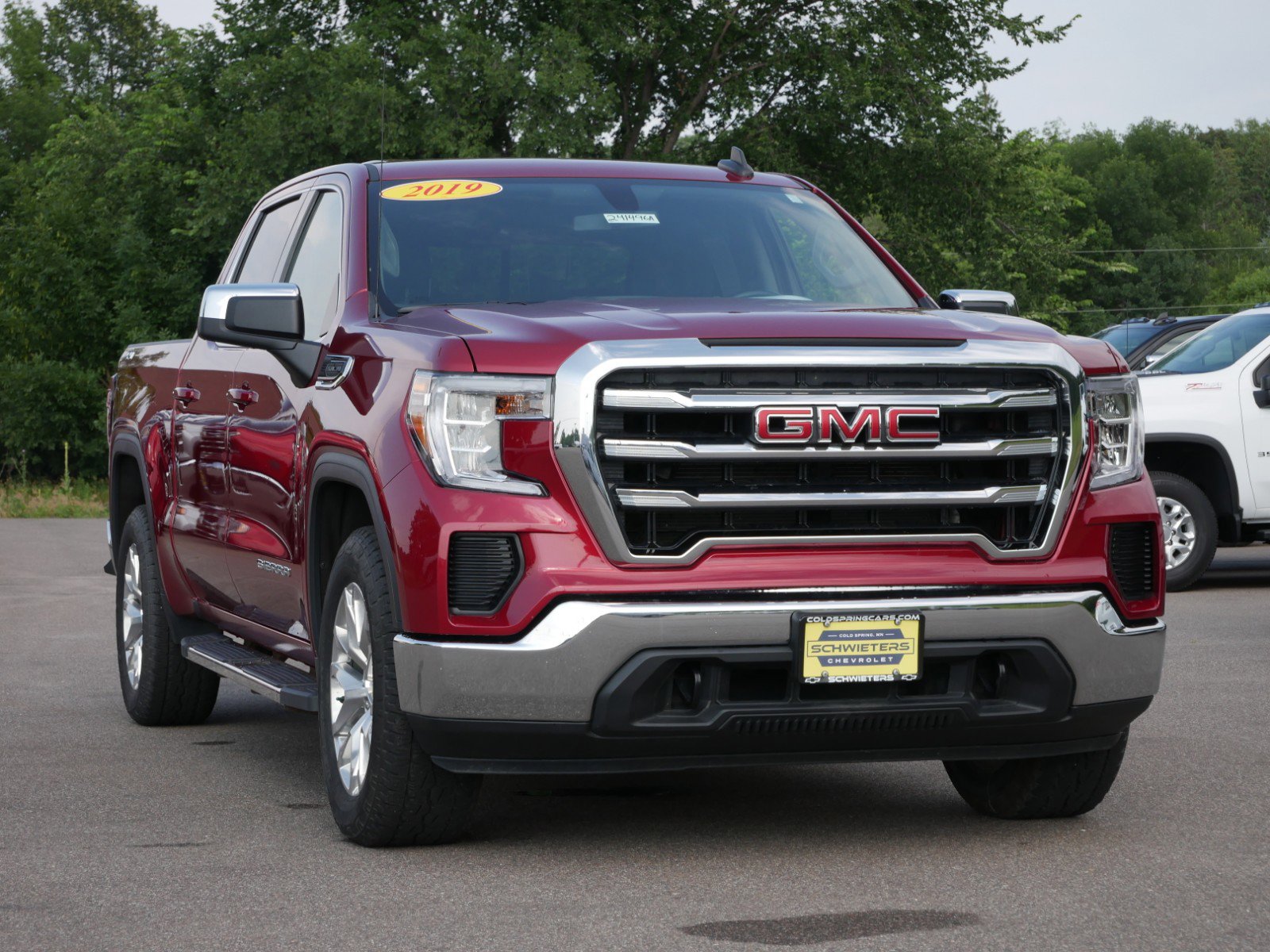 Used 2019 GMC Sierra 1500 SLE with VIN 3GTU9BED5KG194814 for sale in Cold Spring, Minnesota