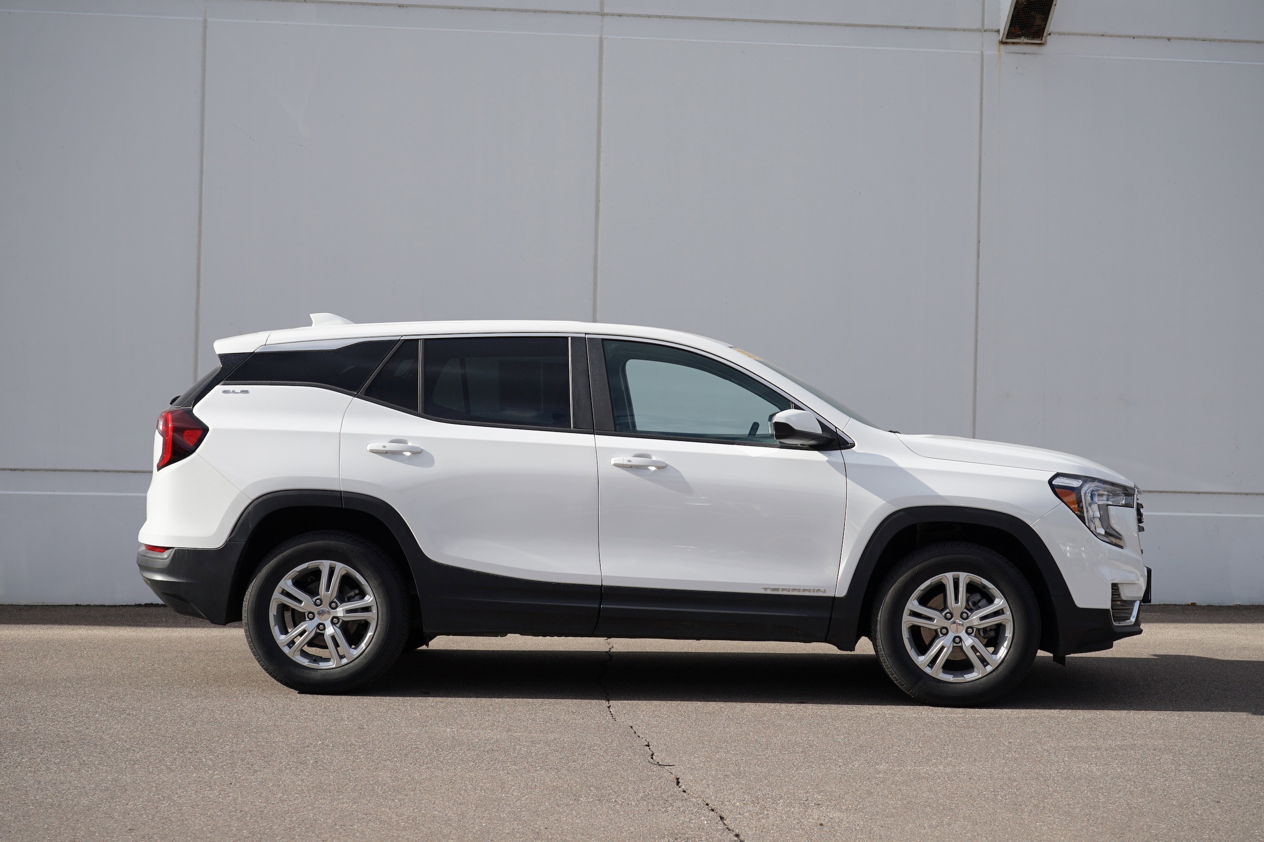 Certified 2024 GMC Terrain SLE with VIN 3GKALTEG8RL344151 for sale in Cold Spring, Minnesota