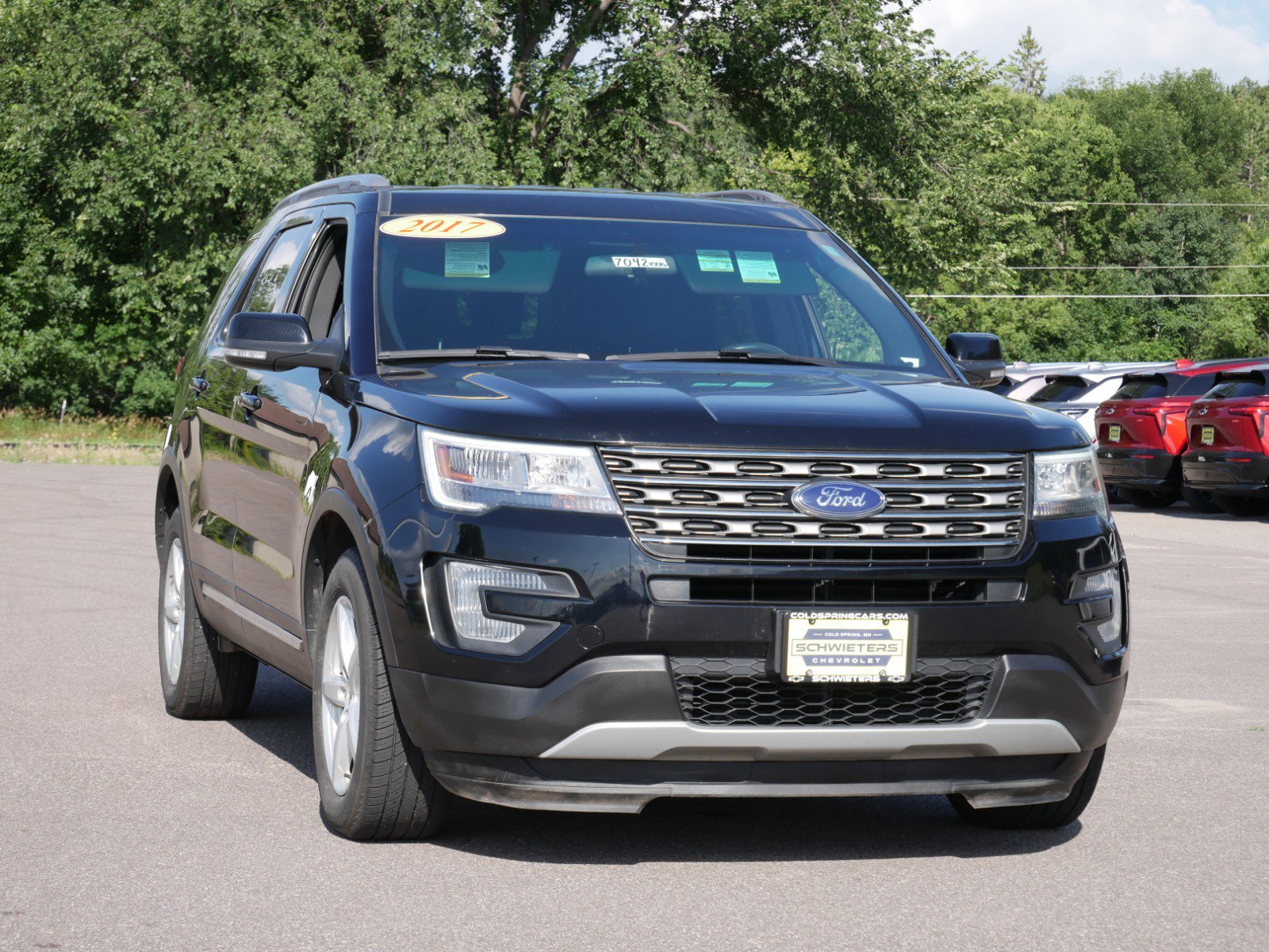 Used 2017 Ford Explorer XLT with VIN 1FM5K8D84HGA09569 for sale in Cold Spring, MN