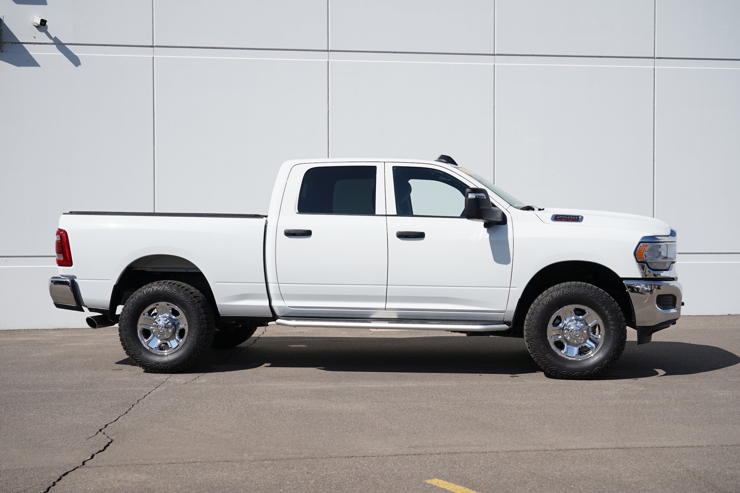 Used 2024 RAM Ram 2500 Pickup Tradesman with VIN 3C6UR5CJ9RG102647 for sale in Cold Spring, Minnesota