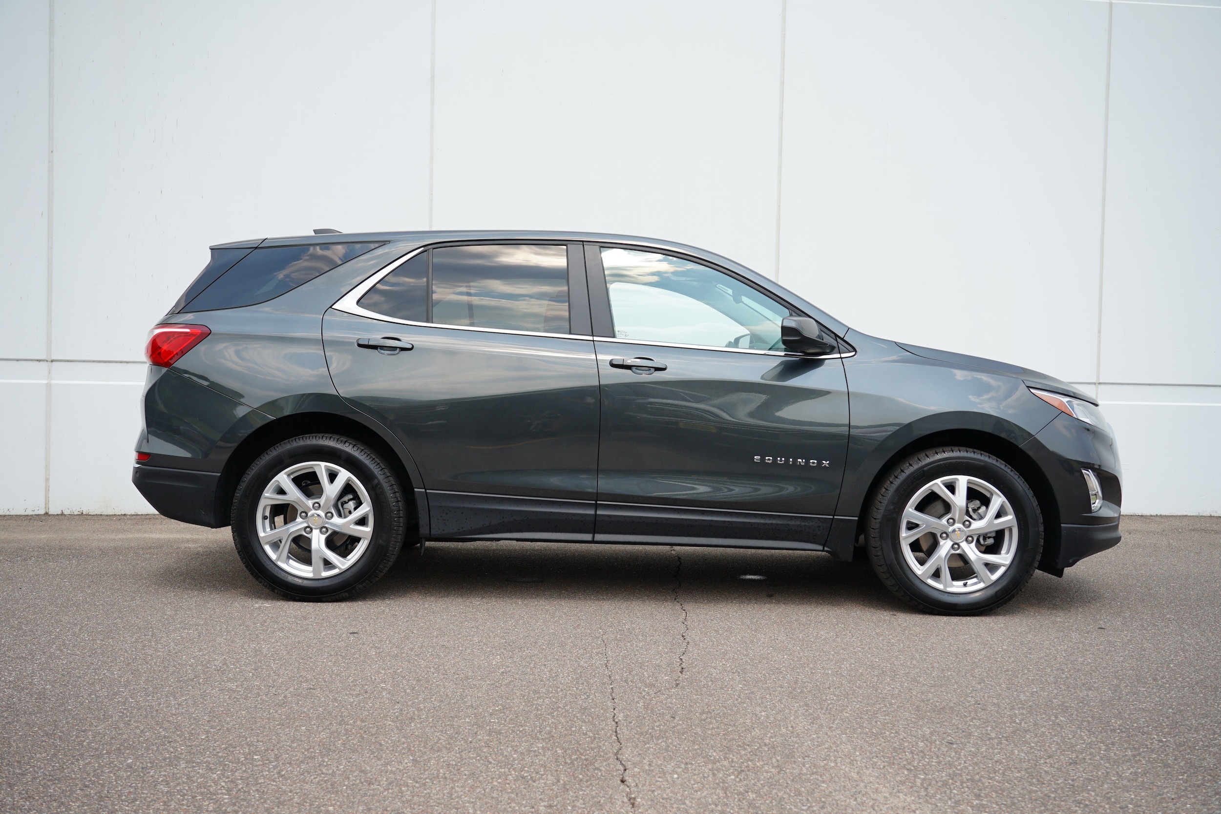 Used 2021 Chevrolet Equinox LT with VIN 3GNAXKEV0ML378397 for sale in Cold Spring, Minnesota