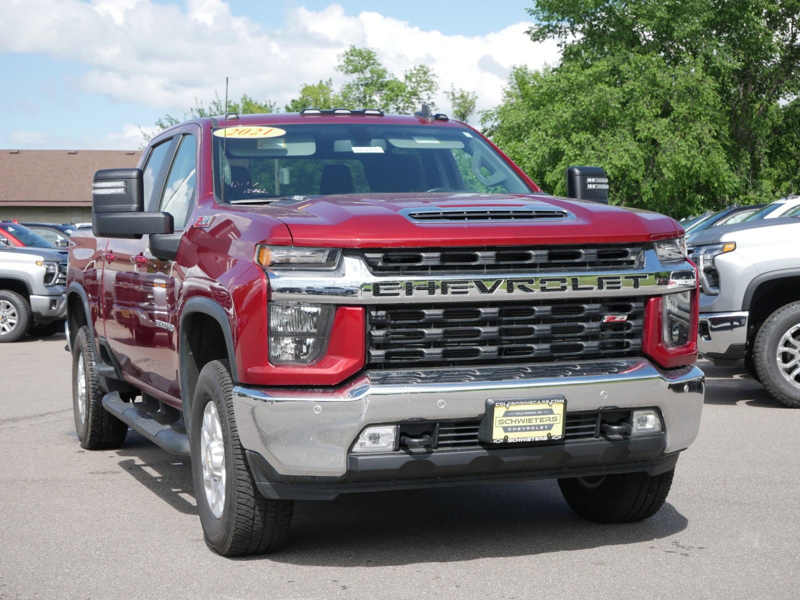 Used 2021 Chevrolet Silverado 3500HD LT with VIN 1GC4YTEY3MF212579 for sale in Cold Spring, Minnesota