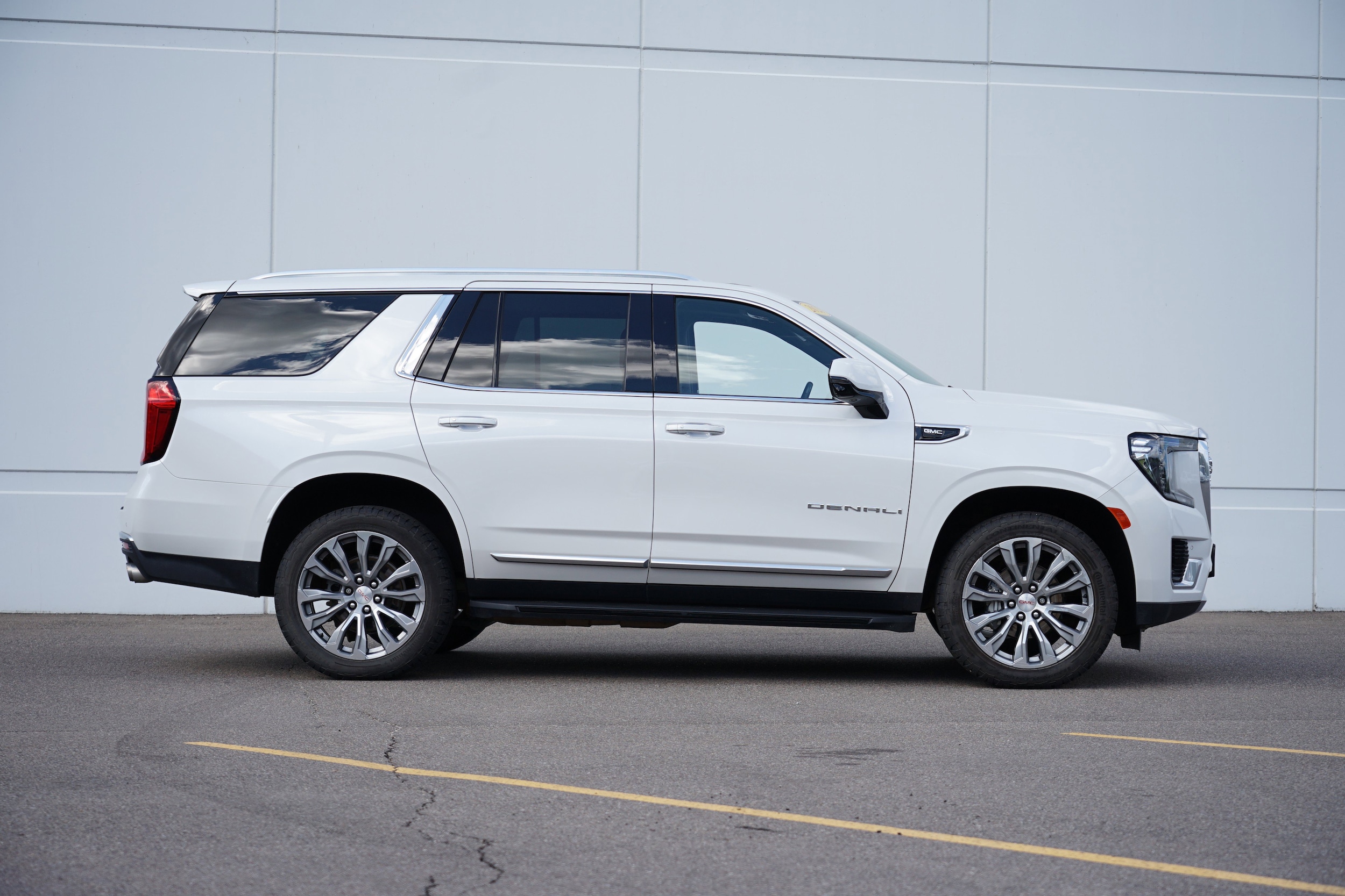 Used 2021 GMC Yukon Denali with VIN 1GKS2DKL6MR481587 for sale in Cold Spring, Minnesota