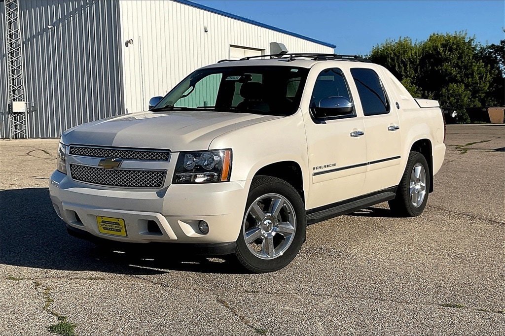 Used 2013 Chevrolet Avalanche LTZ with VIN 3GNTKGE70DG234279 for sale in Cold Spring, MN