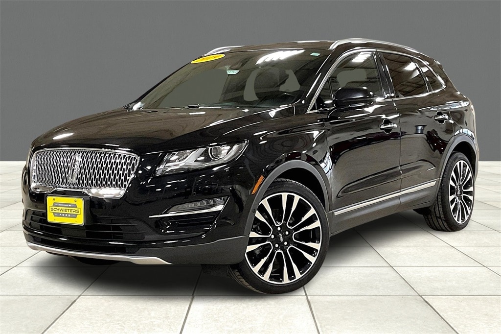 Used 2019 Lincoln MKC Reserve with VIN 5LMTJ3DH8KUL27732 for sale in Montevideo, Minnesota