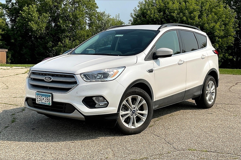 Used 2019 Ford Escape SEL with VIN 1FMCU9HD8KUC30521 for sale in Cold Spring, Minnesota