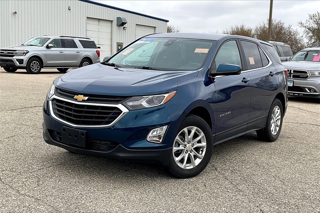 Used 2021 Chevrolet Equinox LT with VIN 2GNAXUEV4M6159913 for sale in Montevideo, Minnesota