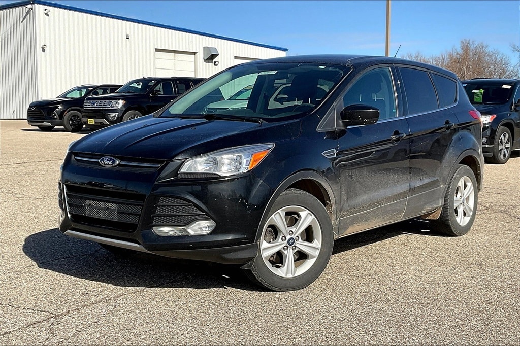 Used 2013 Ford Escape SE with VIN 1FMCU9G96DUA02730 for sale in Montevideo, Minnesota