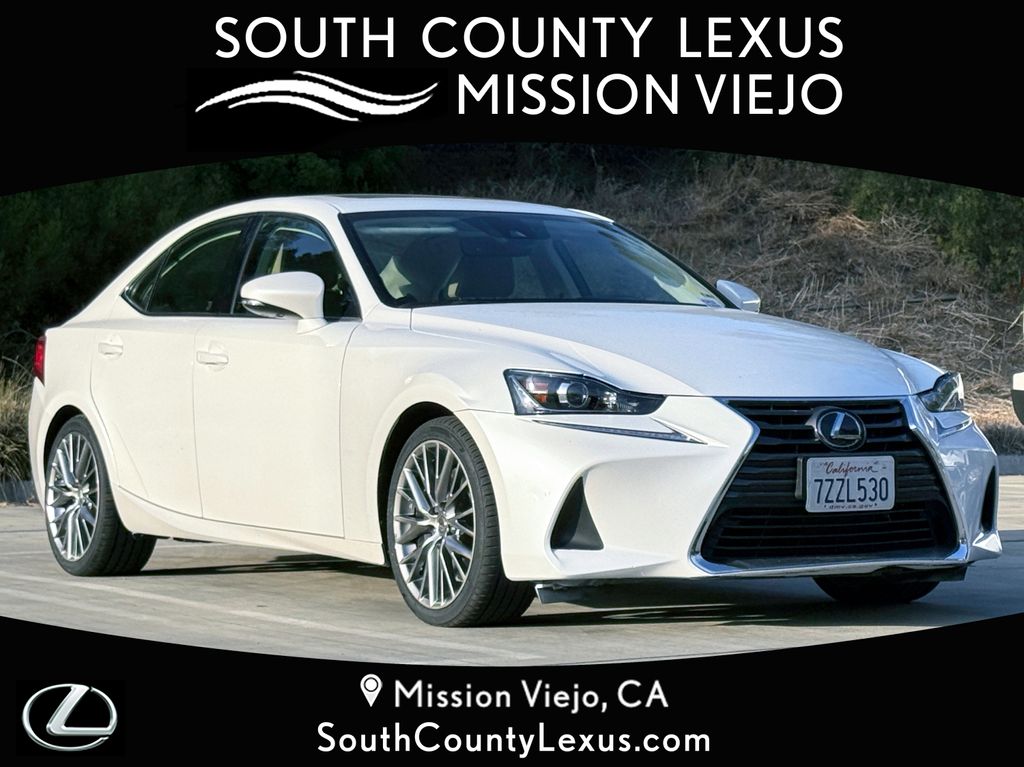2017 Lexus IS 350 200t's photo