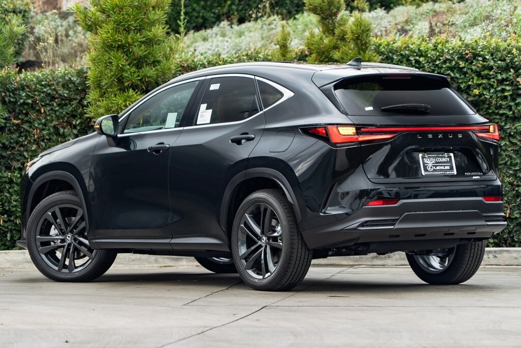 2026 Lexus NX 450h+ Luxury photo 2