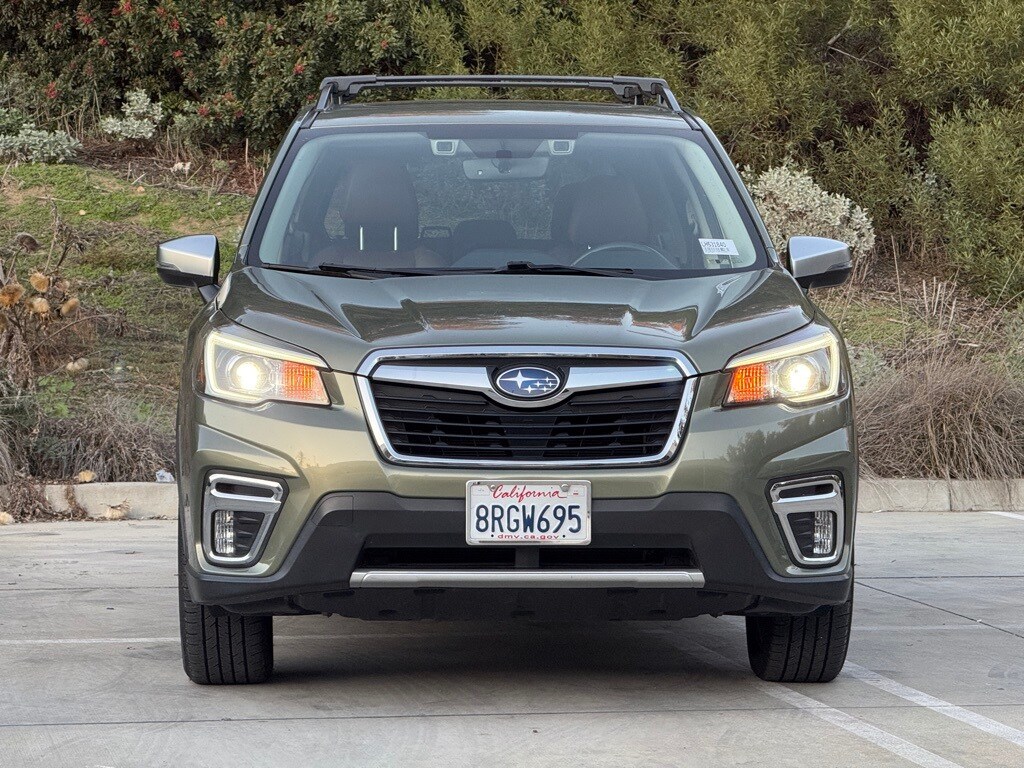 2020 Subaru Forester Touring photo 4