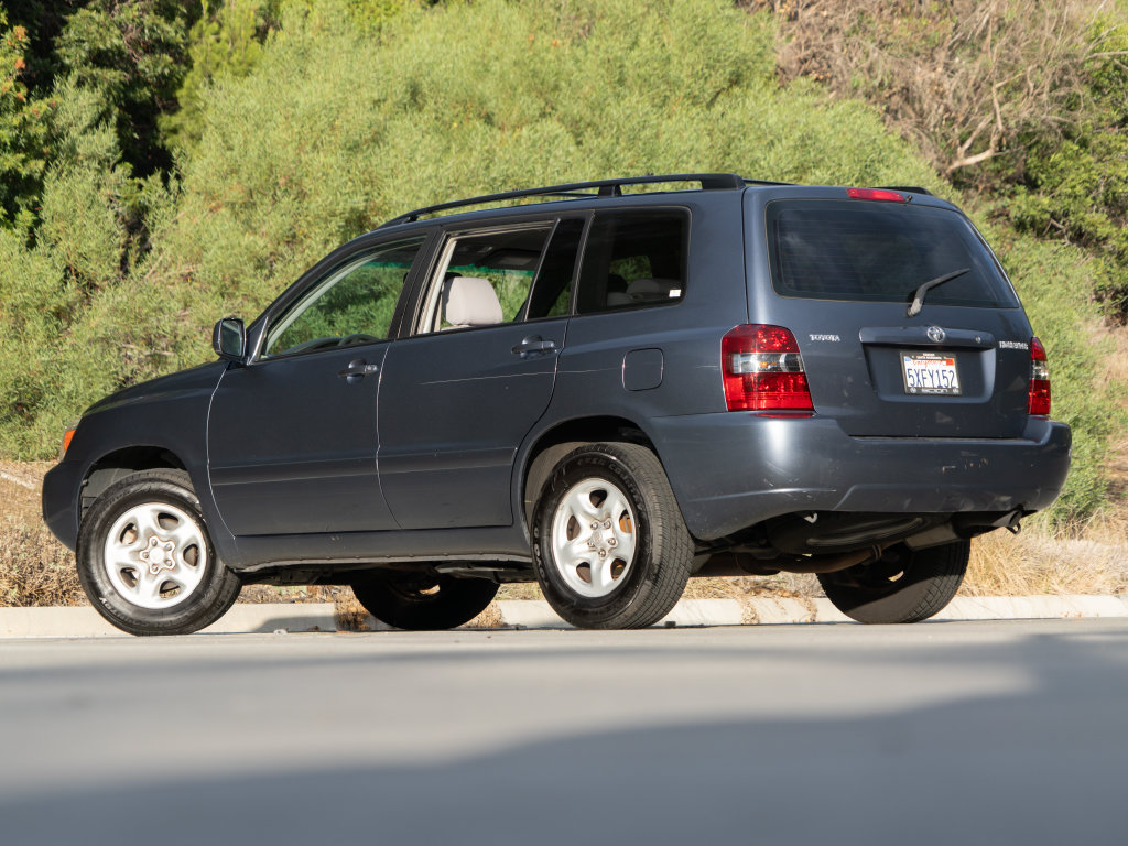 Used 2007 Toyota Highlander Base with VIN JTEGD21AX70159412 for sale in Mission Viejo, CA