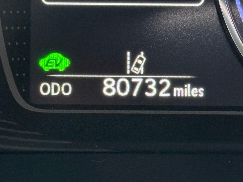 2022 Lexus ES 300h photo 3