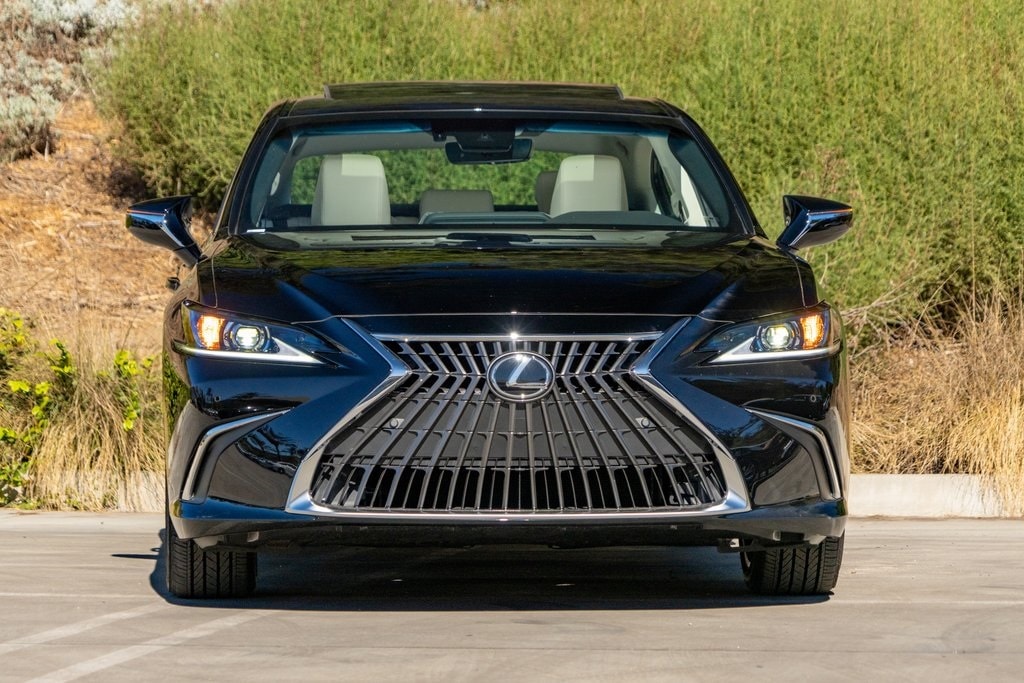New 2025 Lexus ES 350 Base SEDAN