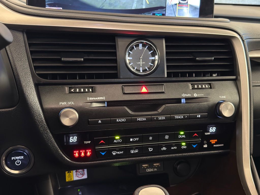 2022 Lexus RX Hybrid 450h - Photo 23