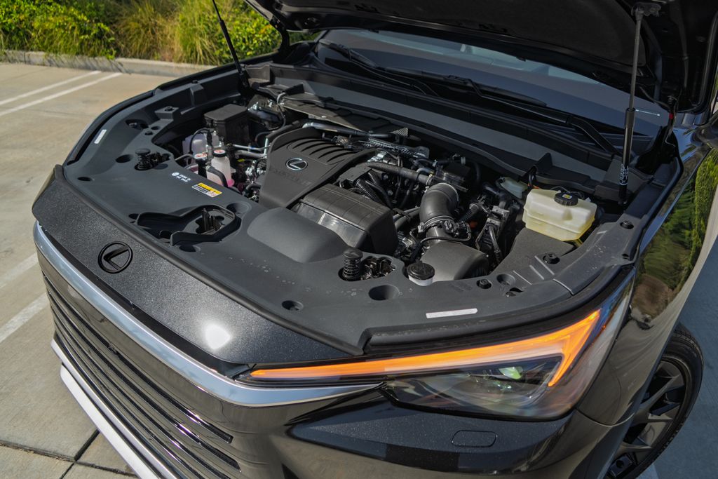 2026 Lexus TX 500h F-Sport Premium - Photo 4