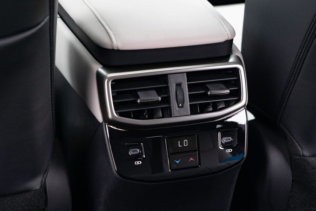 2026 Lexus RX 350 Premium - Photo 17