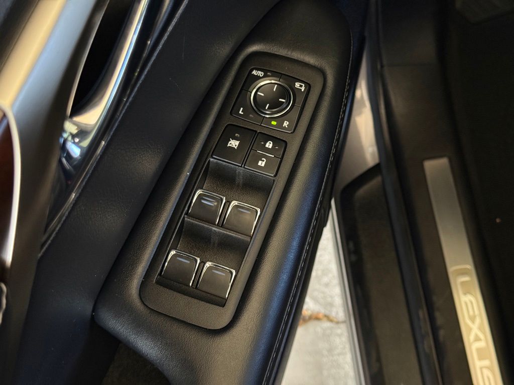 2022 Lexus RX 350 - Photo 27