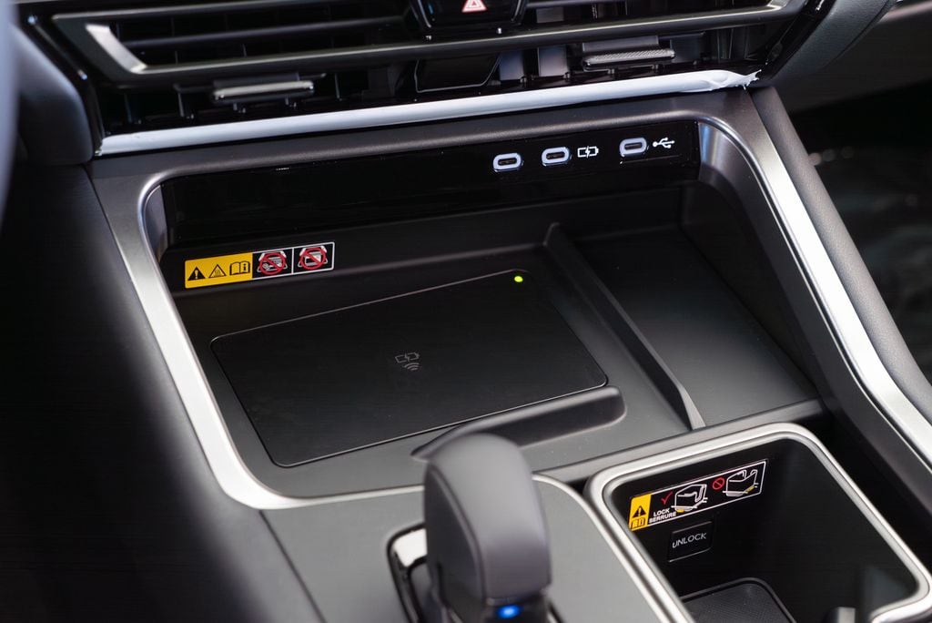 2026 Lexus TX 350 - Photo 26