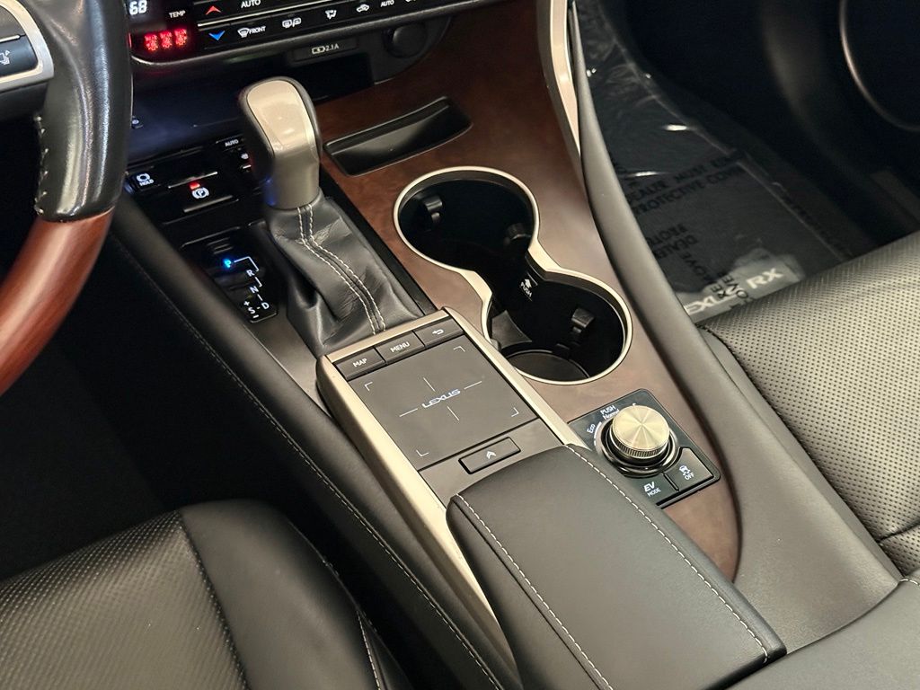 2022 Lexus RX Hybrid 450h - Photo 21