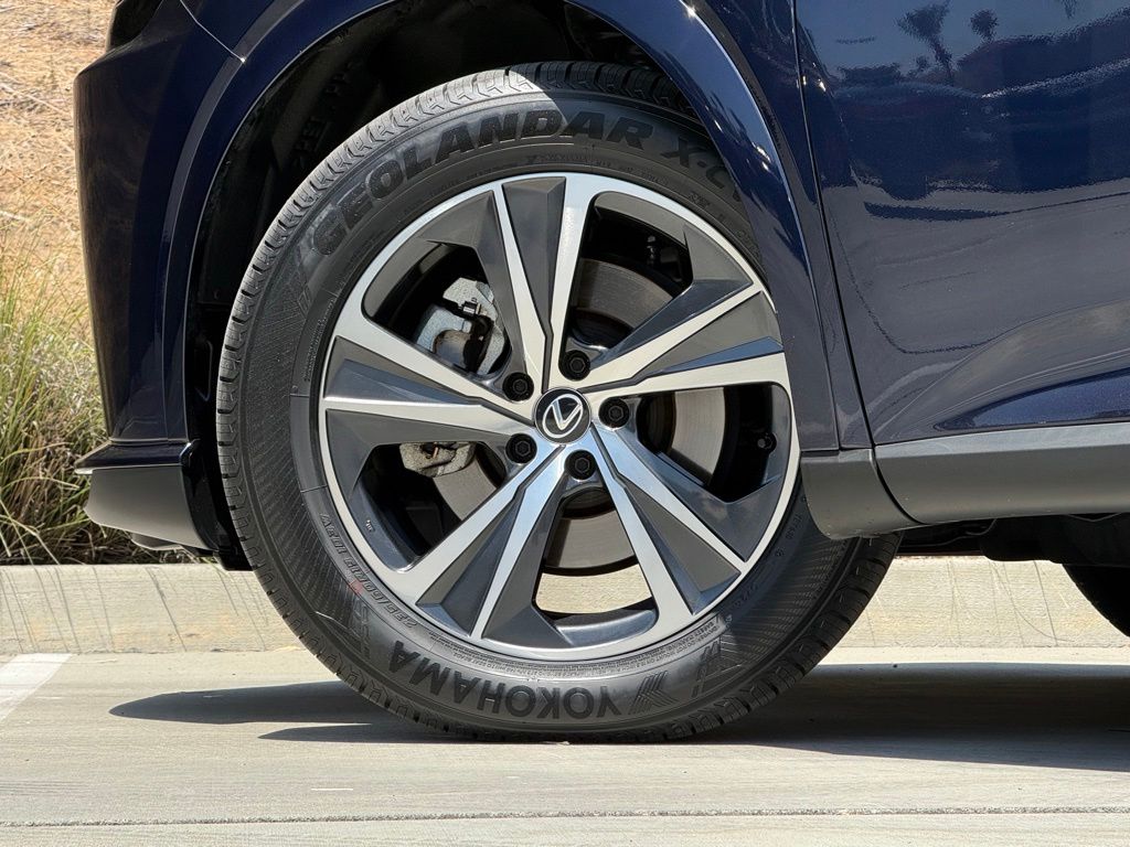 2023 Lexus RX 350 - Photo 9