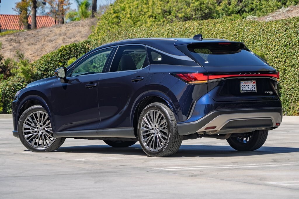 2023 Lexus RX 350 Luxury photo 2