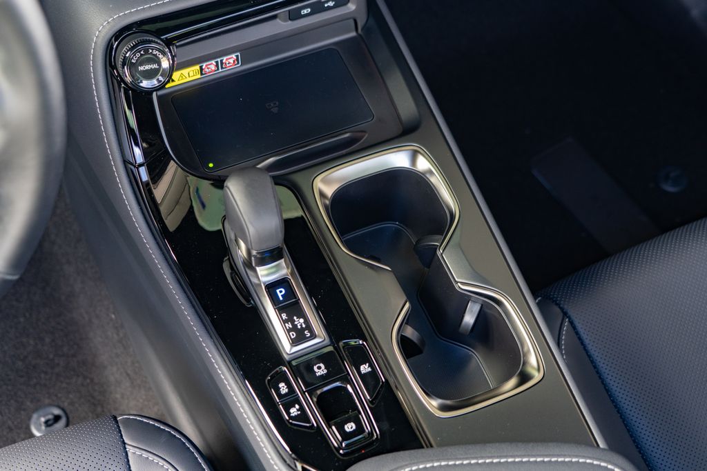 2026 Lexus NX 350h F-Sport - Photo 19