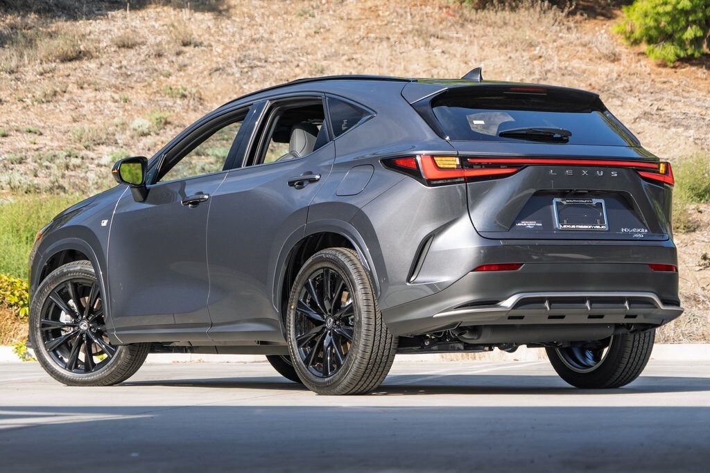 2026 Lexus NX 450h+ F SPORT Handling photo 2
