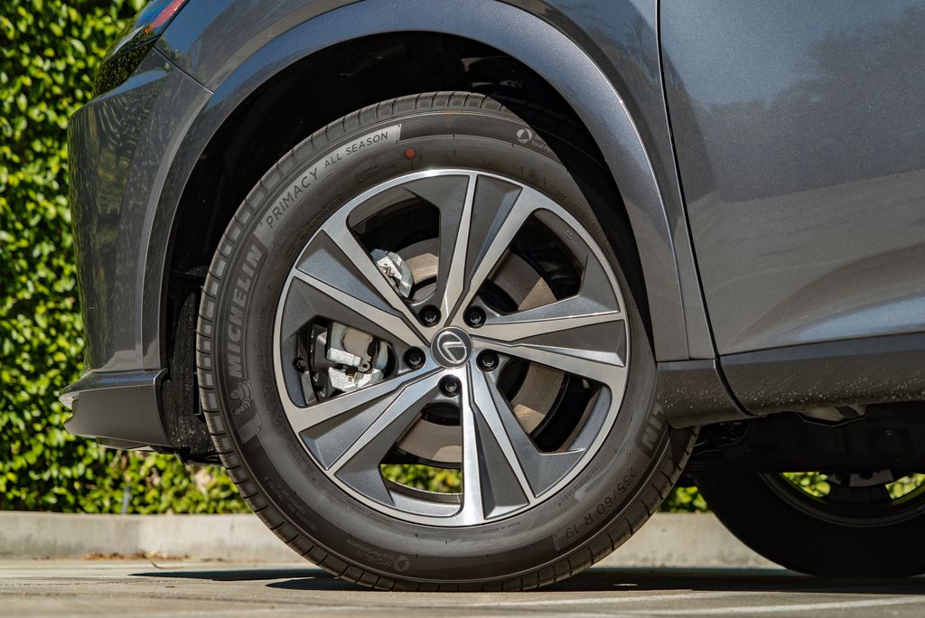 2026 Lexus RX 350 Premium - Photo 6