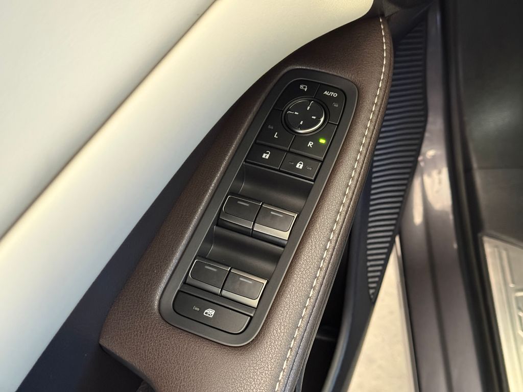 2024 Lexus RX 350 - Photo 27