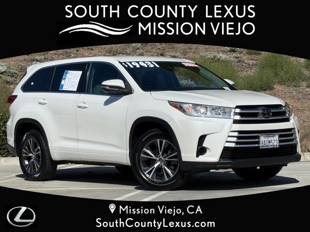 Used 2017 Toyota Highlander LE