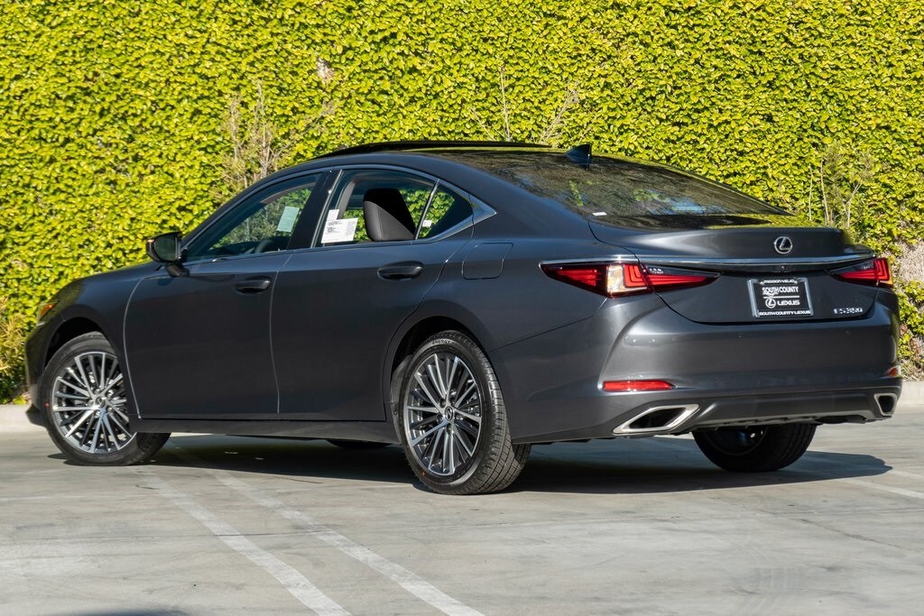 2025 Lexus ES 350 Base photo 2