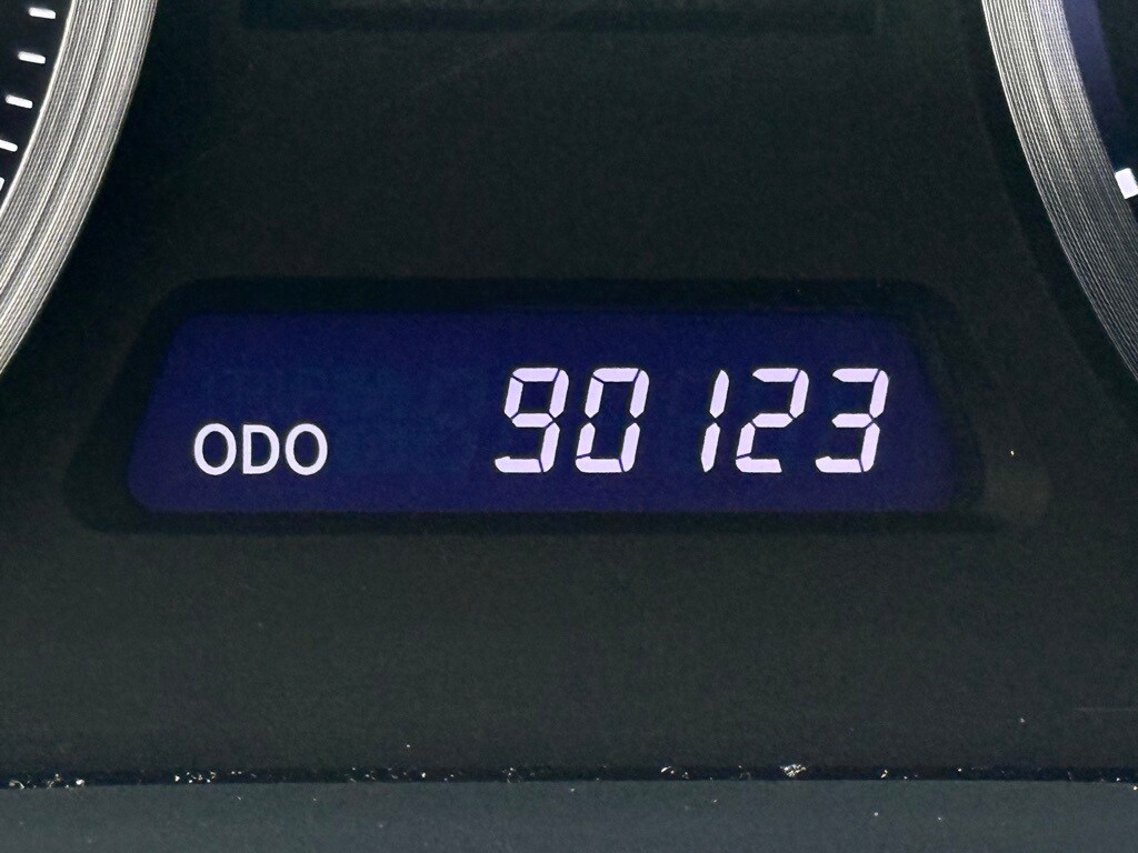 2011 Lexus IS 350 photo 3