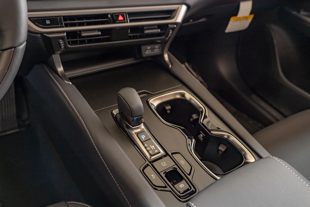 2026 Lexus RX 350 Premium - Photo 17