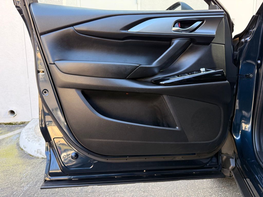 2023 Mazda CX-9 Touring - Photo 32