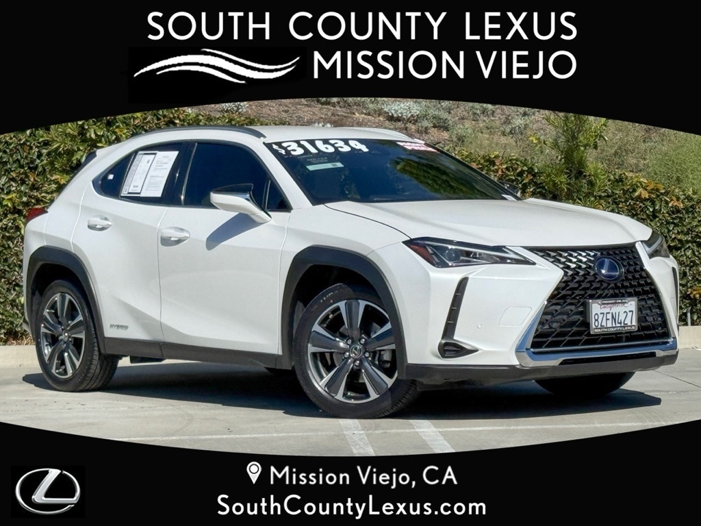 2022 Lexus UX Hybrid 250h's photo