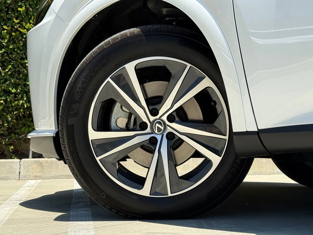 2024 Lexus RX 350 - Photo 10