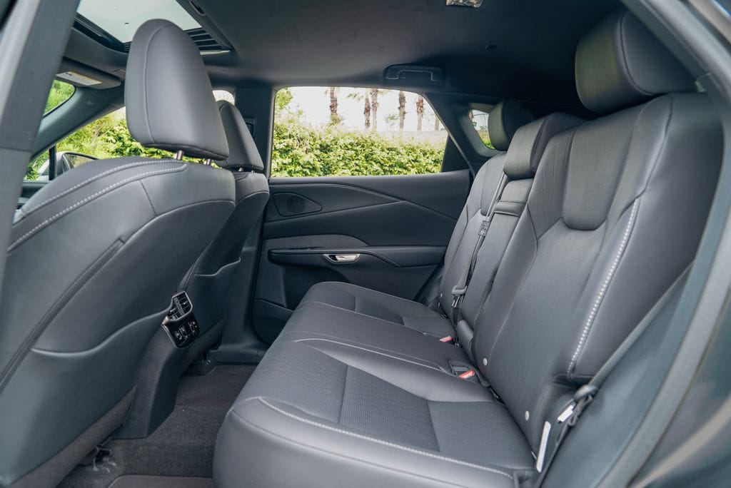 2026 Lexus RX 350 Premium - Photo 17