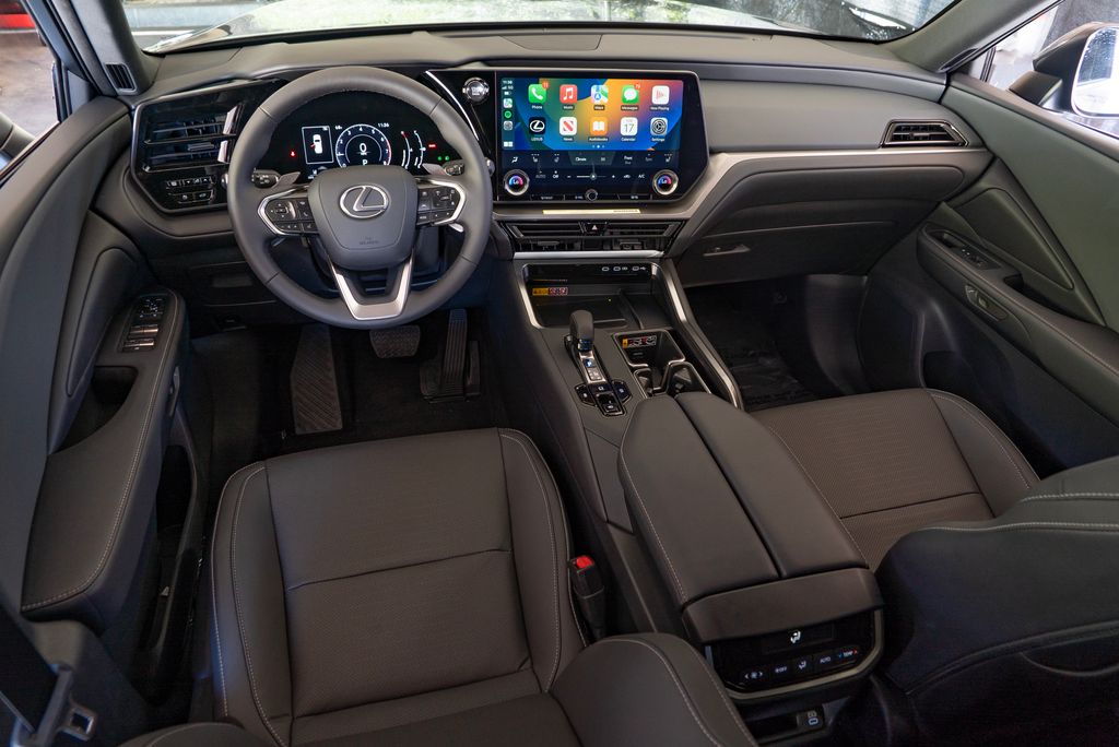 2026 Lexus TX 350 - Photo 14